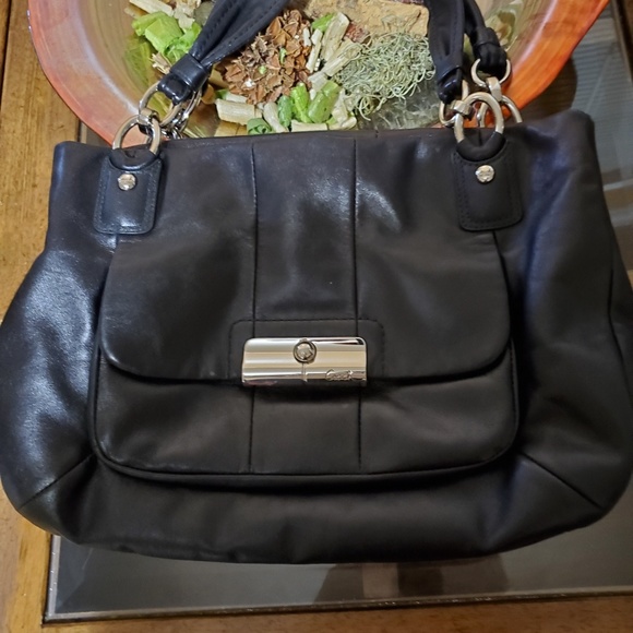 Black Leather Coach Satchel Handbag - Picture 1 of 8